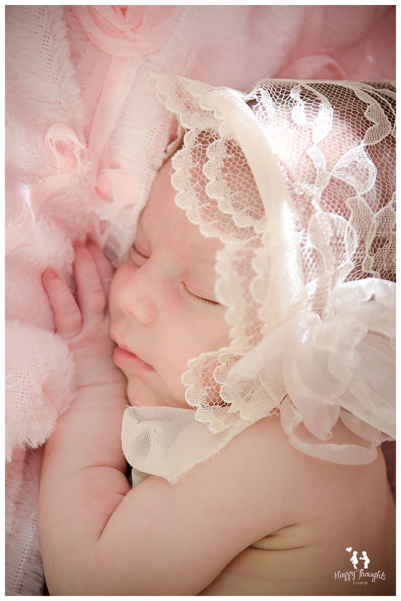 baby-girl-newborn-photography-011